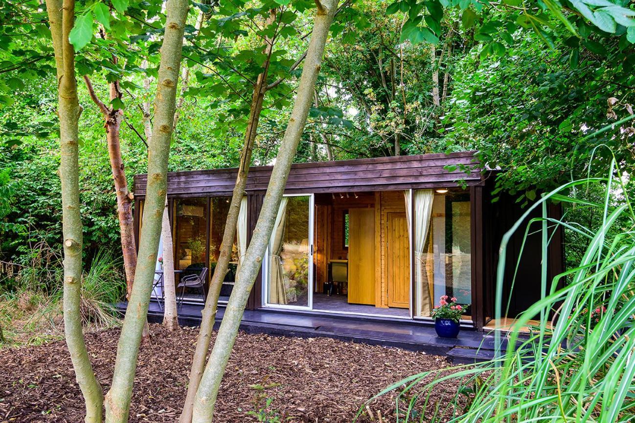 The Inn On The Green Cookham Dean Экстерьер фото